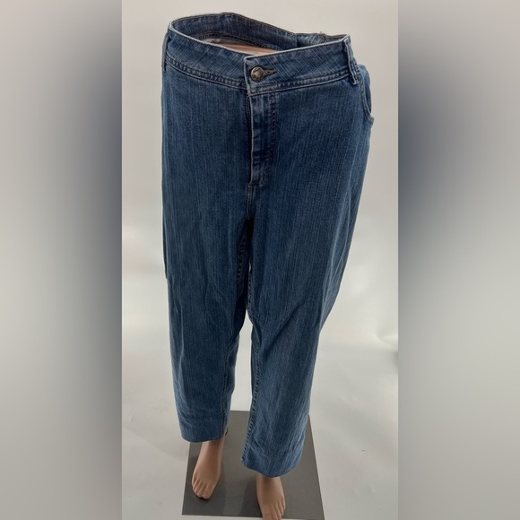 Women's Denim Relaxed Fit Blue Jeans – Size 24W P - Picture 4 of 5